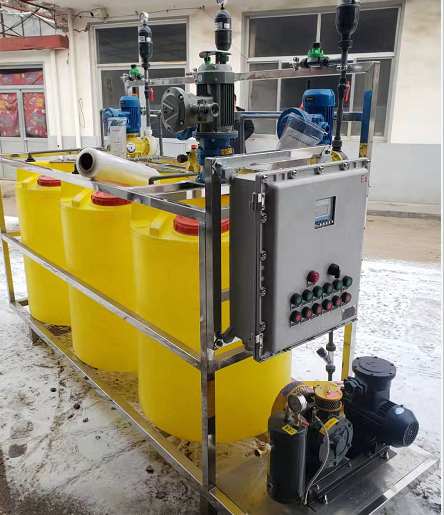 全自動(dòng)加藥裝置設(shè)備用途，全自動(dòng)智能加藥裝置價(jià)格，加藥裝置詳細(xì)介紹